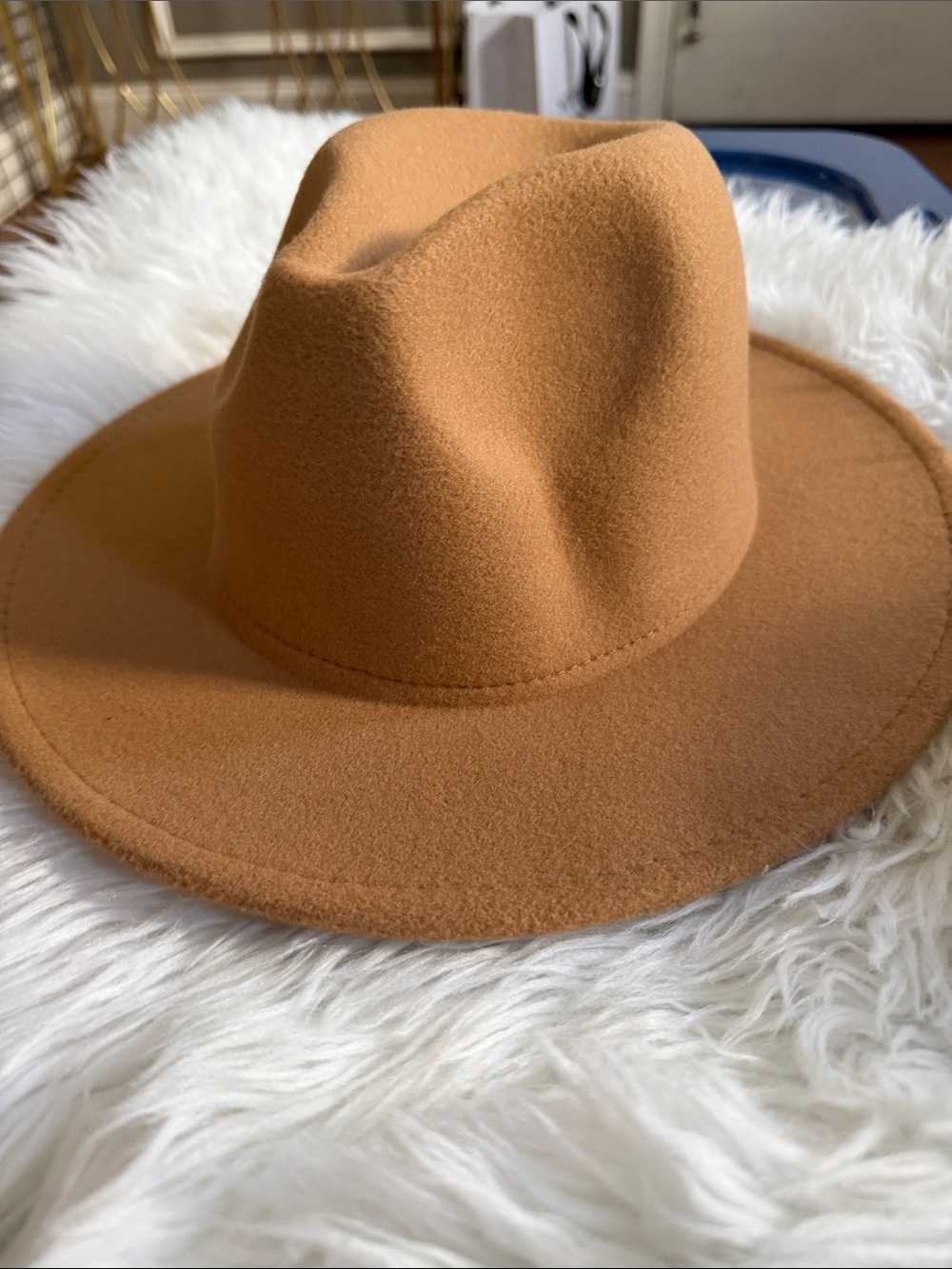 Womens Tan Wide-Brim Fedora Hat